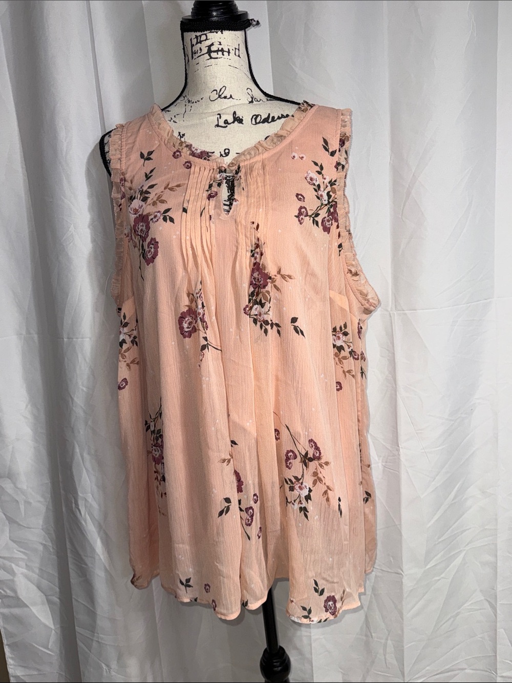 torrid Peach Floral Sleeveless Blouse